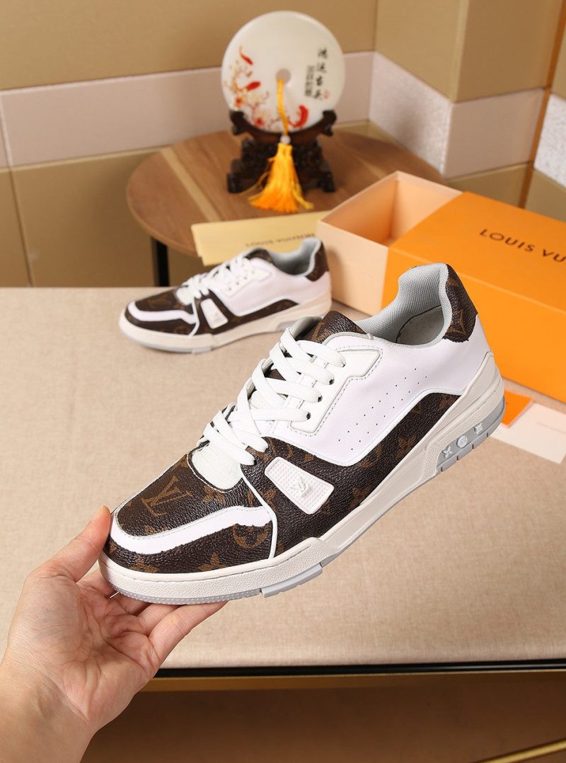 LUV SurfaCN In CNnogram Sneaker - Image 5