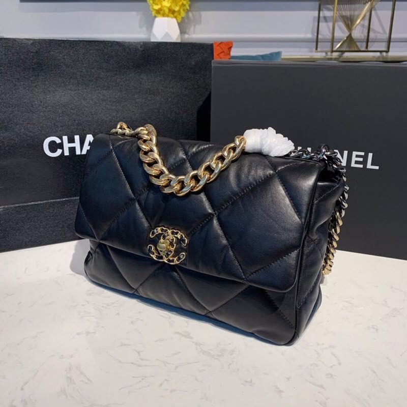 CHL 19 HandBag Black For Women 11.8in/30cm - Image 3