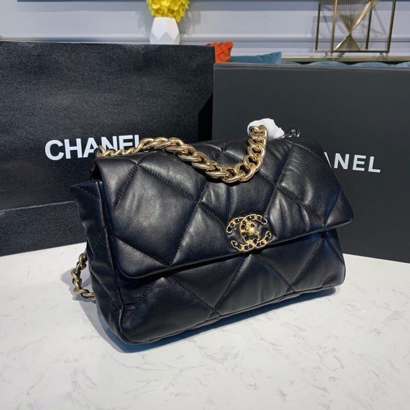 CHL 19 HandBag Black For Women 11.8in/30cm - Image 5