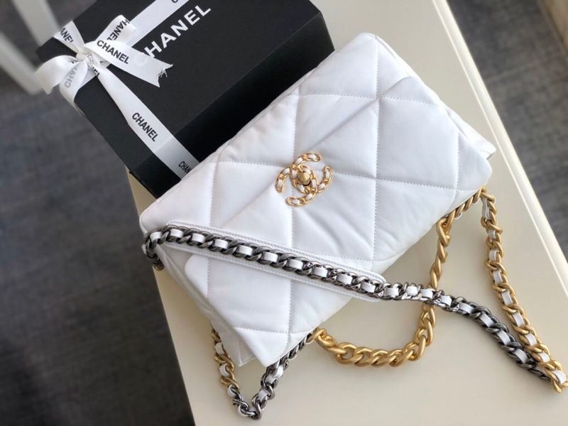 CHL 19 HandBag White For Women 11.8in/30cm - Image 7