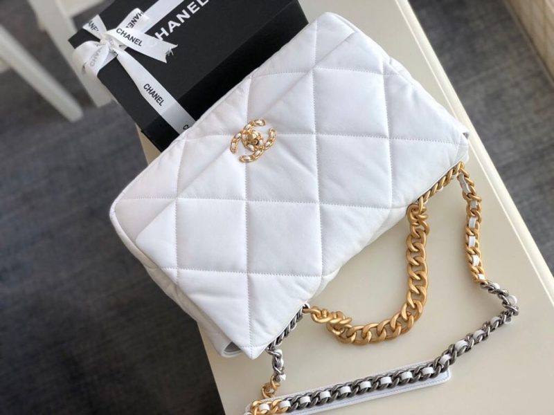 CHL 19 Maxi HandBag White For Women, Women’s Bags, Shoulder And Crossbody Bags 14in/36cm AS1162 - Image 4