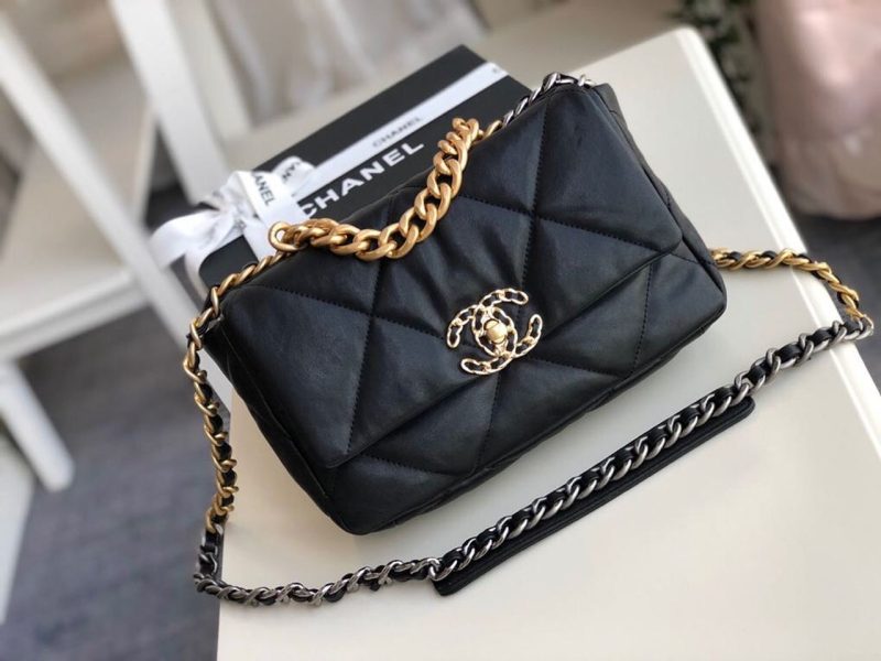 CHL 19 HandBag Black For Women 10.1in/26cm AS1160 - Image 3