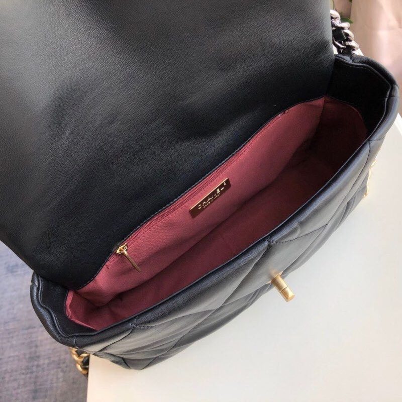 CHL 19 HandBag Black For Women 11.8in/30cm - Image 9