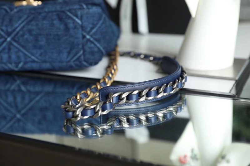 CHL 19 Handbag Denim Blue For Women, Women’s Flap Bag, Shoulder And Crossbody Bags 10.1in/26cm AS1160 B02876 N6832 - Image 8