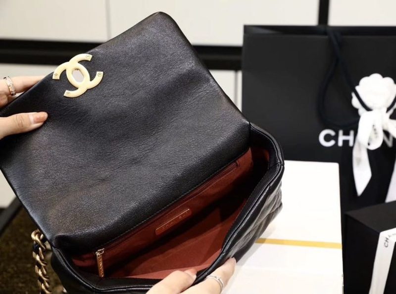 CHL 19 Handbag 26cm Black For Women AS1160 B04852 94305 - Image 7