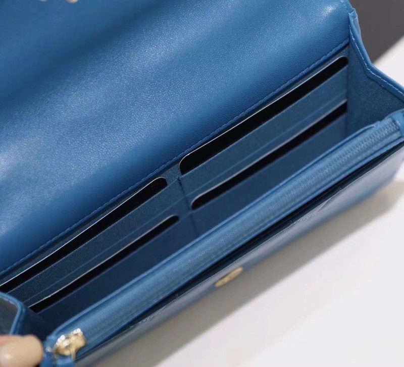 CHL 19 WOC Flap Bag 20cm Goatskin Leather Spring/Summer Act 1 Collection, Blue - Image 9