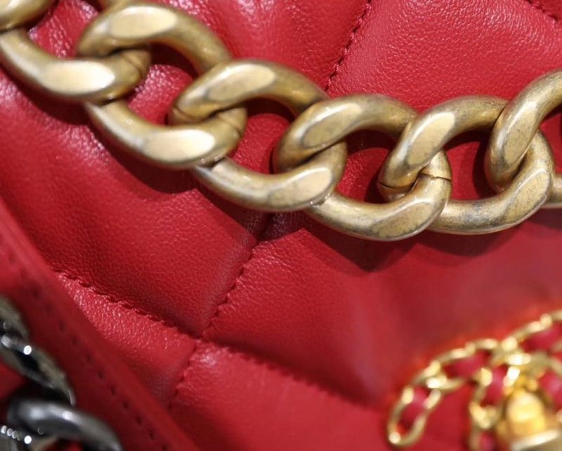 CHL 19 Handbag 26cm Red For Women AS1160 - Image 8