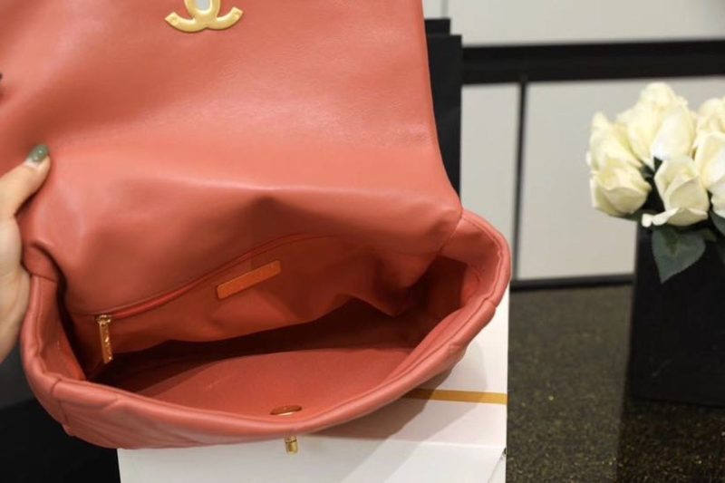CHL 19 Handbag 26cm Rose PiNike For Women AS1160 - Image 5