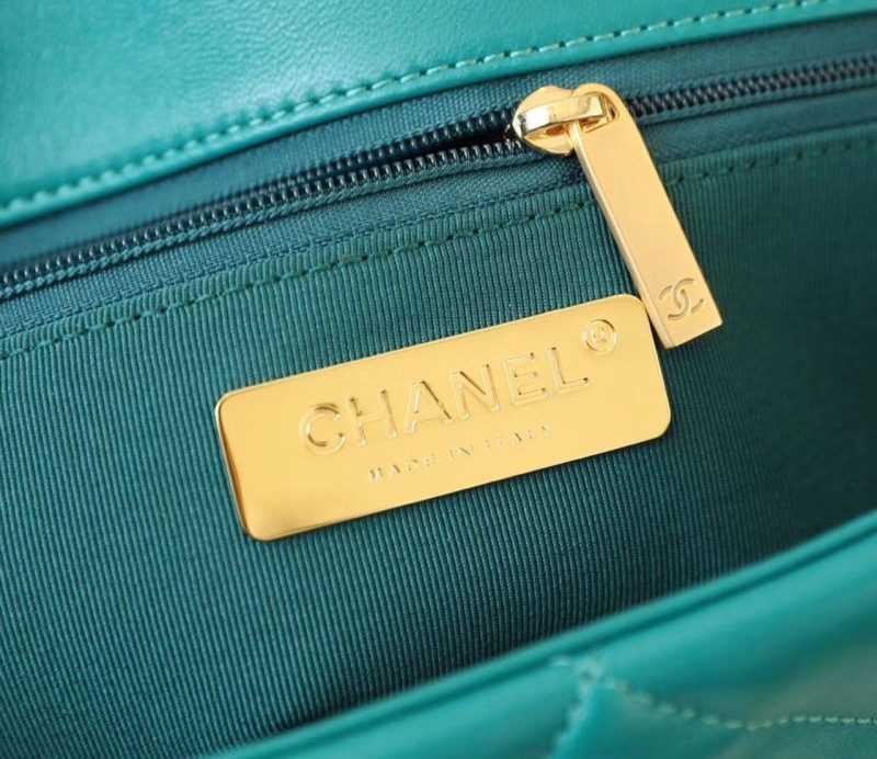 CHL 19 Handbag 26cm Teal For Women AS1160 - Image 9