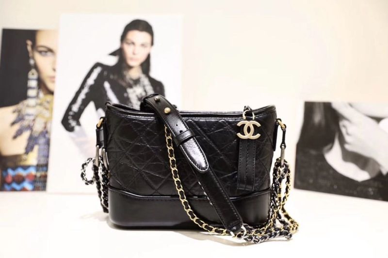 CHL Gabrielle Hobo Bag 20cm Aged Calfskin Leather Spring/Summer Act 1 Collection,  Black - Image 2