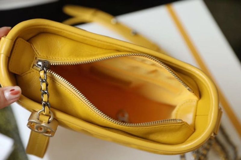 CHL Chevron Gabrielle Hobo Bag 20cm Aged Calfskin Leather Spring/Summer Act 1 Collection, Yellow - Image 10