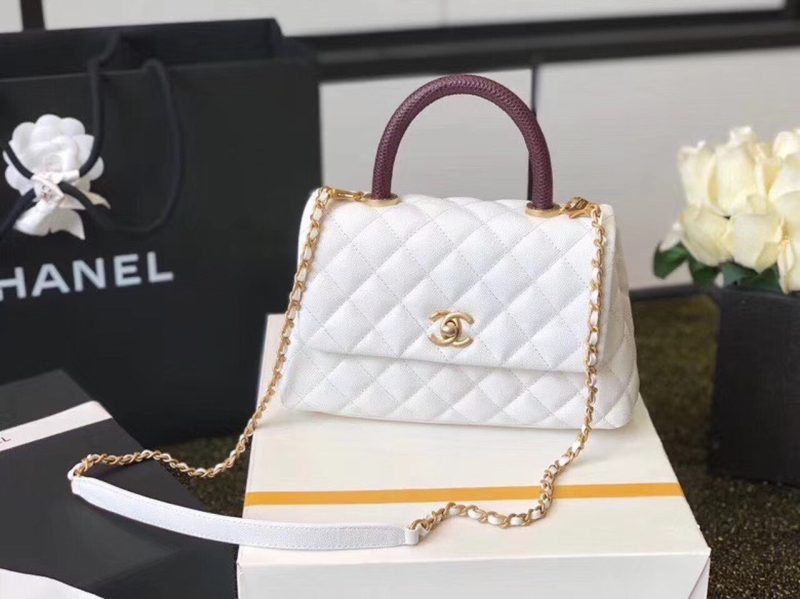 CHL Coco Handle Quilted Lizard Handle Bag 24cm Caviar Leather Gold Hardware Spring/Summer Act 1 Collection, White - Image 2
