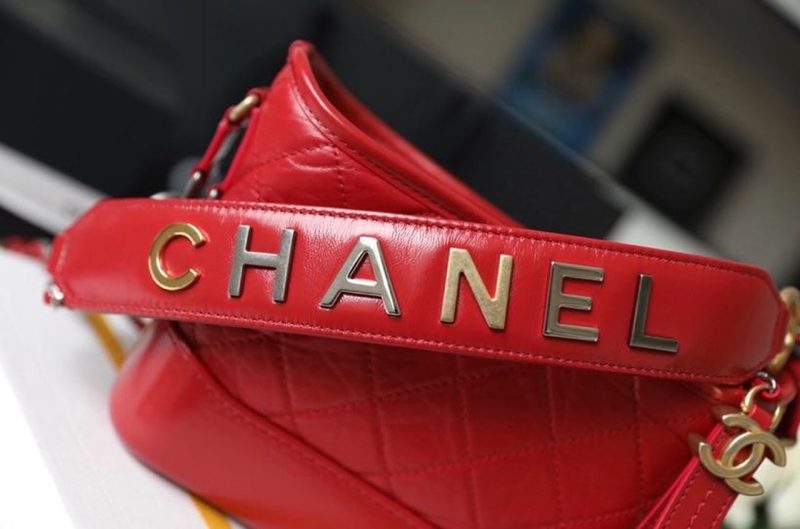 CHLGabrielle Small Hobo Bag Red For Women 7.8in/20cm A91810 - Image 5