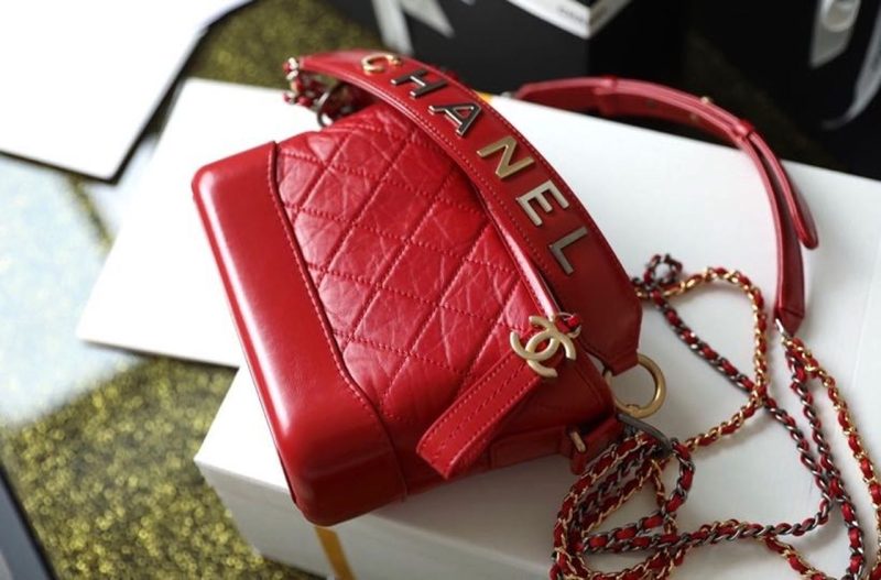 CHLGabrielle Small Hobo Bag Red For Women 7.8in/20cm A91810 - Image 9