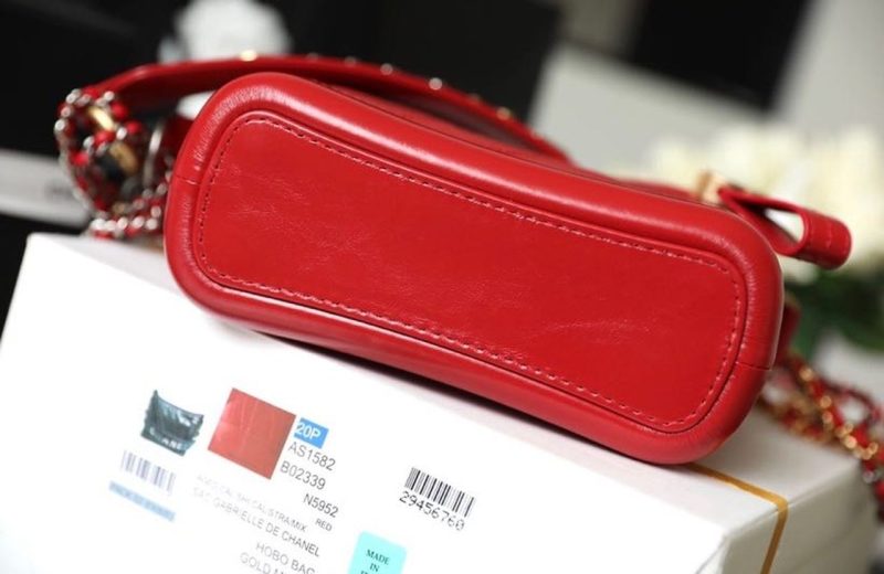 CHLGabrielle Small Hobo Bag Red For Women 7.8in/20cm A91810 - Image 10