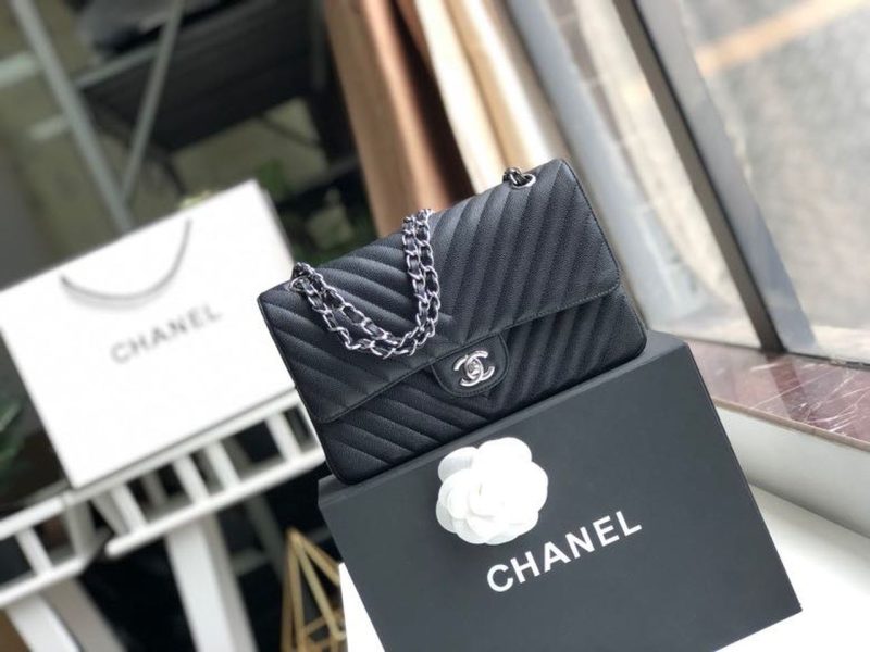 CHL Chevron Classic Handbag Silver Hardware Black For Women, Women’s Bags, Shoulder And Crossbody Bags 10.2in/26cm - Image 2