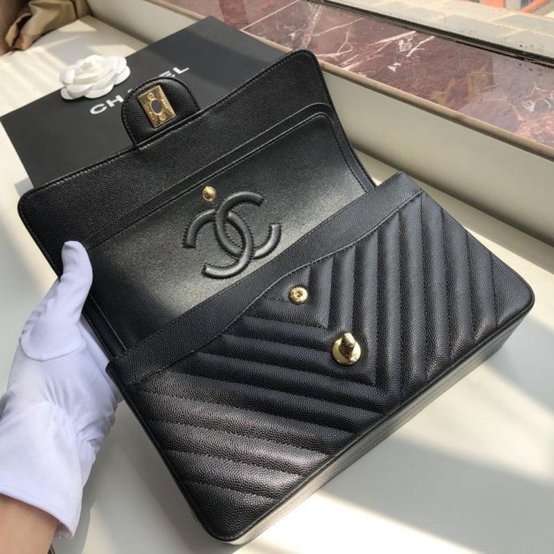 CHL Chevron Classic Handbag Gold Toned Hardware Black For Women, Women’s Bags, Shoulder And Crossbody Bags 10.2in/26cm - Image 8