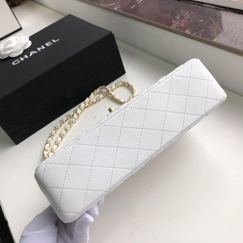 CHL Classic Handbag Gold Toned Hardware White For Women, Women’s Bags, Shoulder And Crossbody Bags 10.2in/26cm A01112 - Image 4