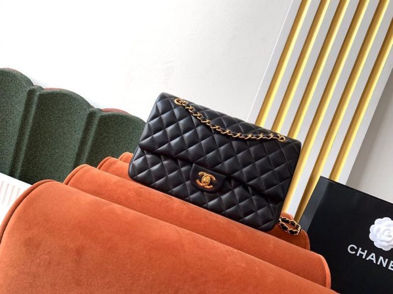 CHL Classic Flap Bag 25cm Gold Hardware Lambskin Leather Spring/Summer Collection Black - Image 2