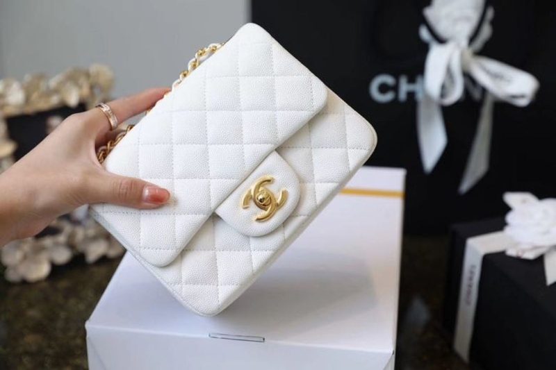 CHL Classic Mini Flap Bag Golden Hardware White For Women 6.6in/17cm A35200 - Image 4
