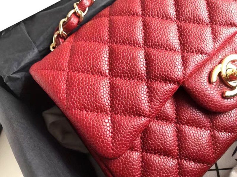 CHL Classic HandBag With Chain CHL Gold Toned Hardware Red For Women - Image 3