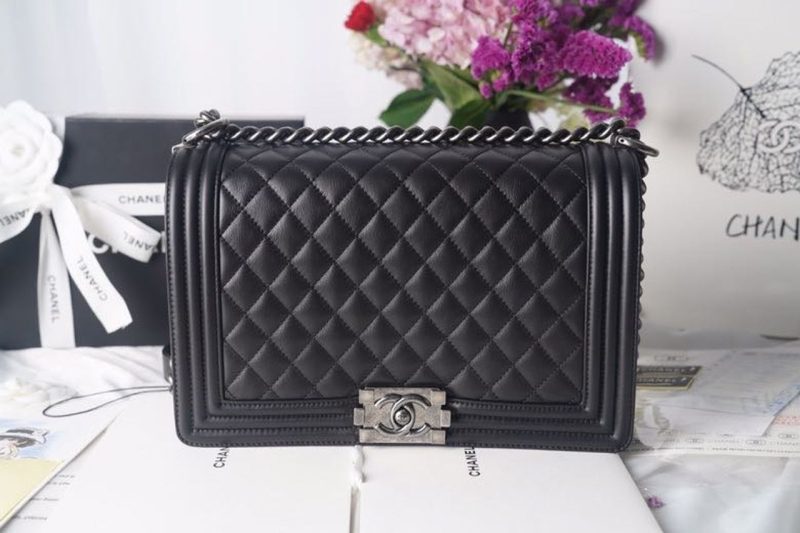 CHL LeBoy Bag 28cm Lambskin Leather Antique Silver Hardware Spring/Summer Collection, Black