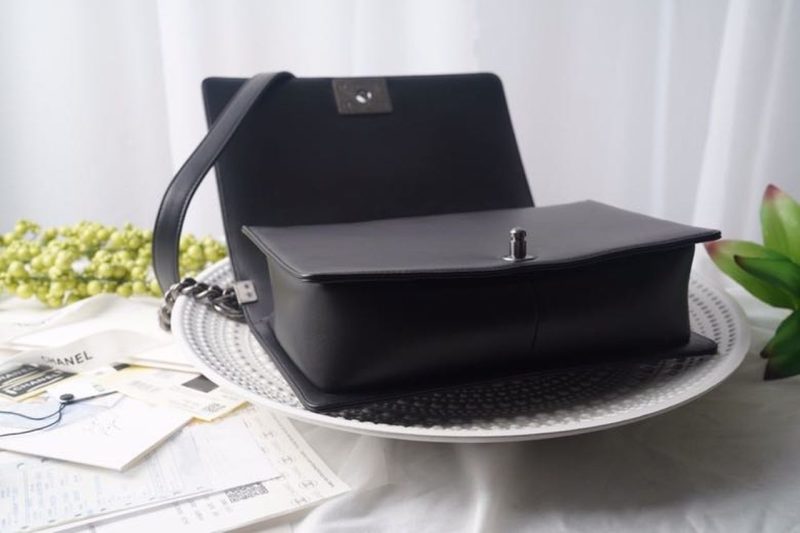 CHL LeBoy Bag 28cm Lambskin Leather Antique Silver Hardware Spring/Summer Collection, Black - Image 6