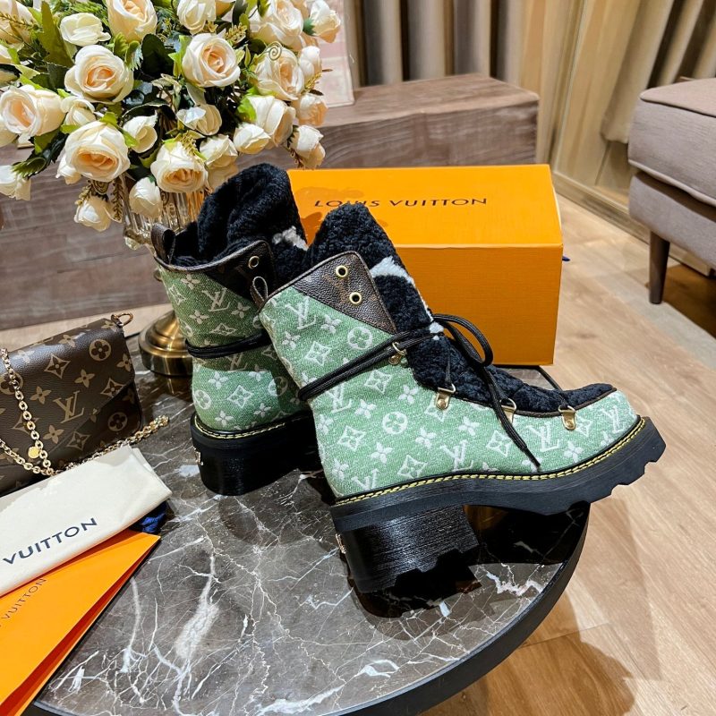 New Collection  LUV BOOTS 046 - Image 2
