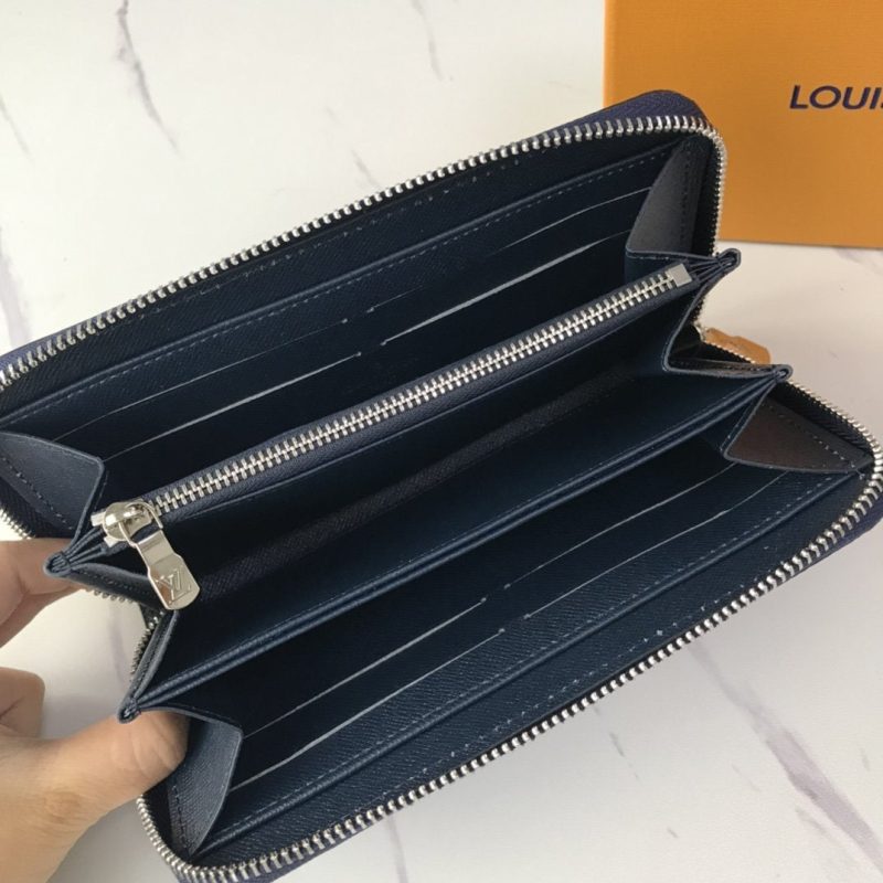 Fashion Wallet LUV 073 - Image 5