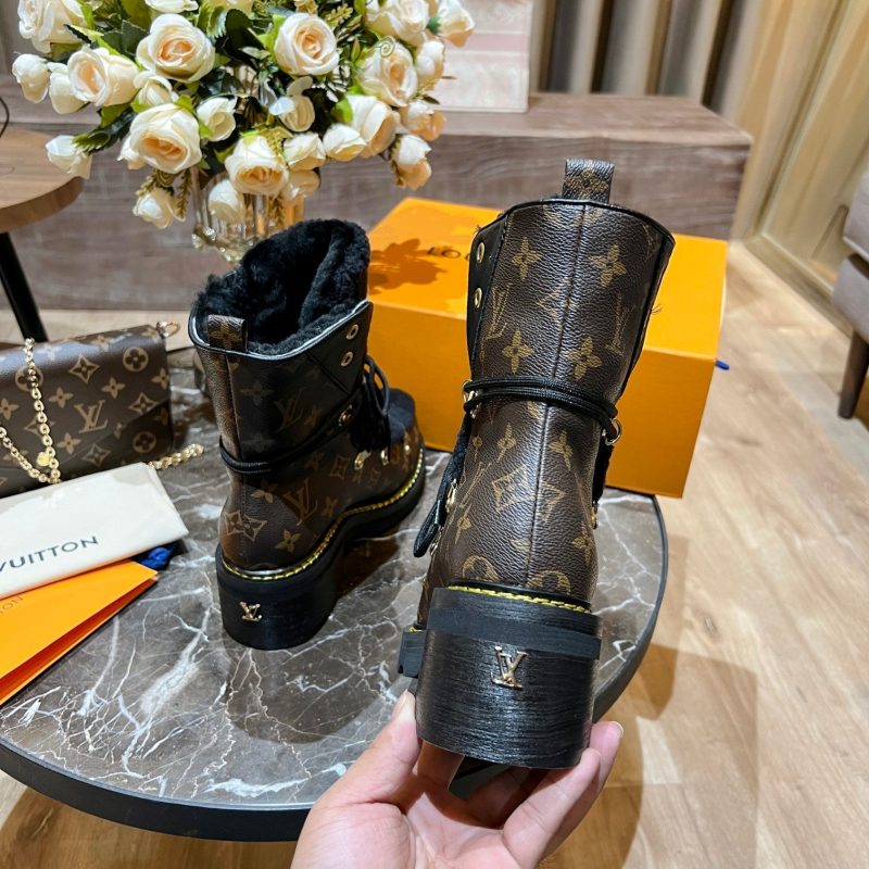 New Collection  LUV BOOTS 043 - Image 6