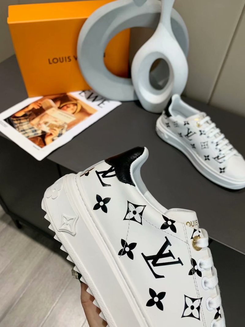 LUV Time Out Black Sneaker - Image 5