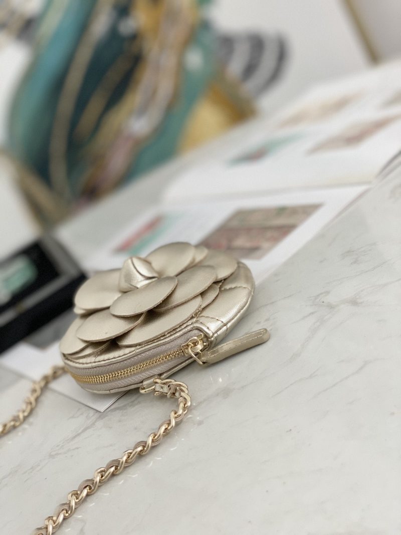 CHL Camellia Clutch With Chain Gold Bag For Women 11cm/4in - Image 2
