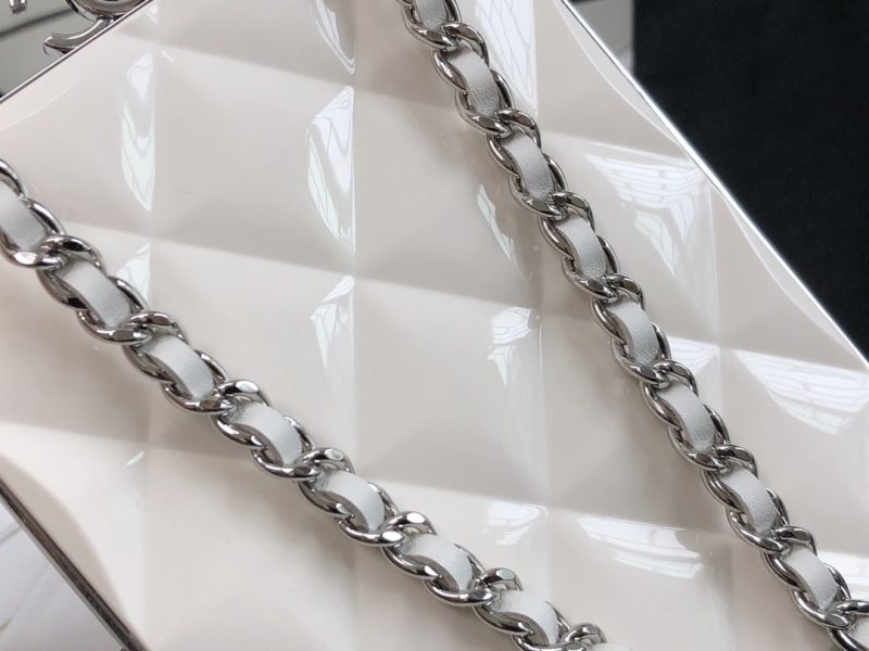 CHL Cruise Clutch Crossbaby White Bag For Women 13cm/5in - Image 9