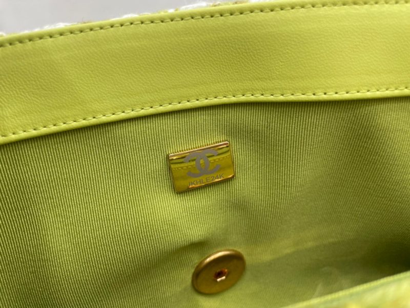 CHL 19 Large Handbag Gold Hardware Green For Women, Women’s Handbags, Shoulder Bags 11.8in/30cm - Image 8