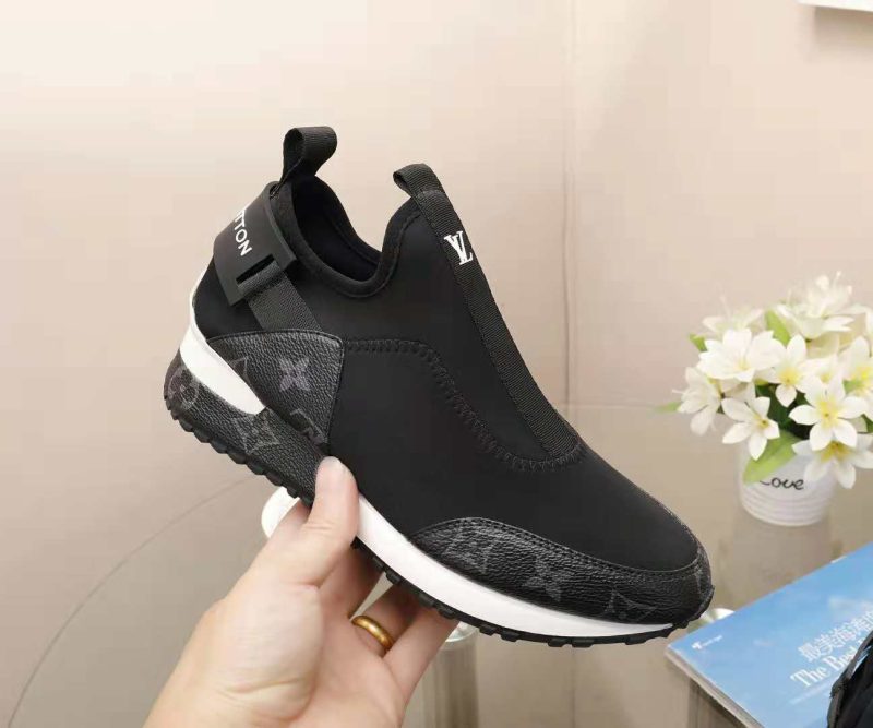 New Arrival Luv Sneaker 076 - Image 3