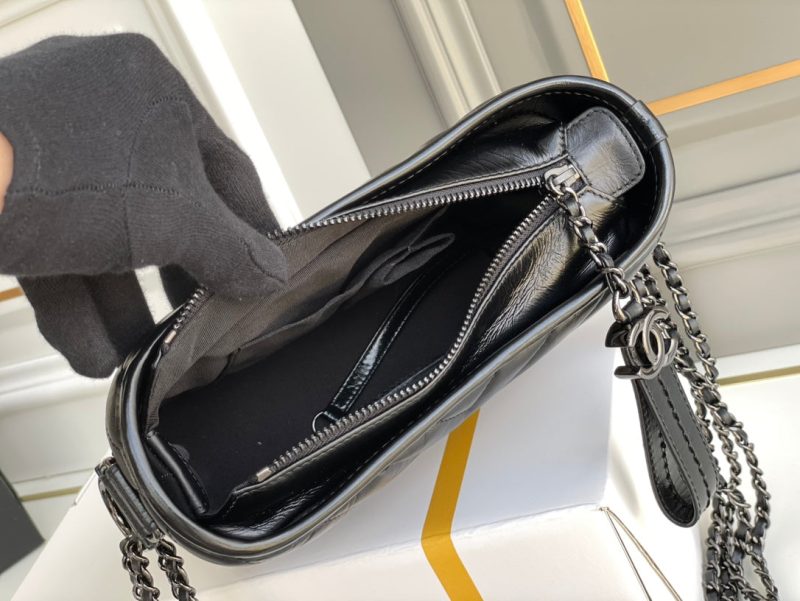 CHL CO-CO Gabrielle Hobo Bag Black For Women 7.8in/20cm - Image 3