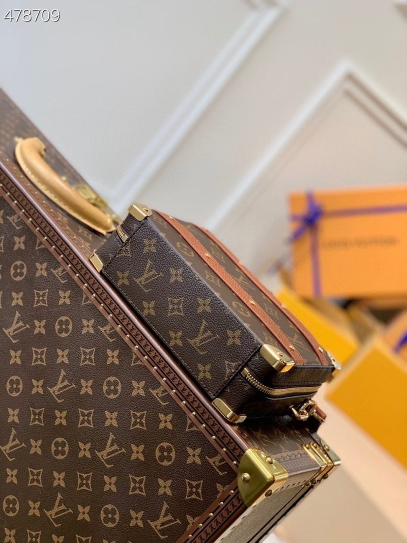 LVxNBA Handle Trunk Monogram Canvas For Men, Bags, Messenger And Crossbody Bags 8.5in/21.5cm LV M45785 - Image 2