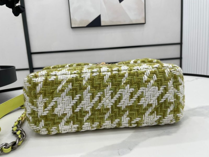 CHL 19 Large Handbag Gold Hardware Green For Women, Women’s Handbags, Shoulder Bags 11.8in/30cm - Image 4