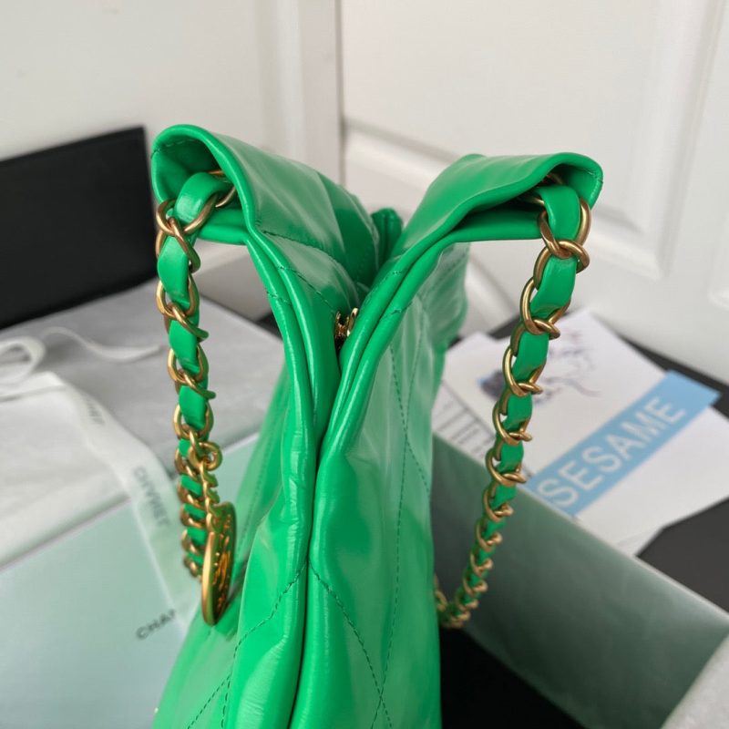 CHL 22 Handbag Gold Hardware Shiny Green For Women, Women’s Handbags, Shoulder Bags 16.5in/38cm AS3261 - Image 6