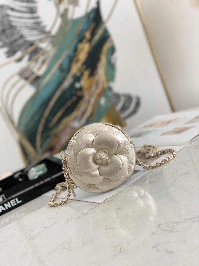 CHL Camellia Clutch With Chain Gold Bag For Women 11cm/4in - Image 4