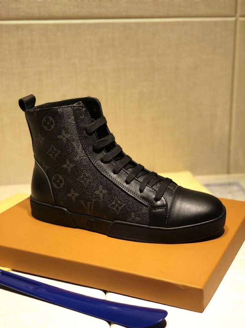 New Arrival Luv Sneaker 074 - Image 2