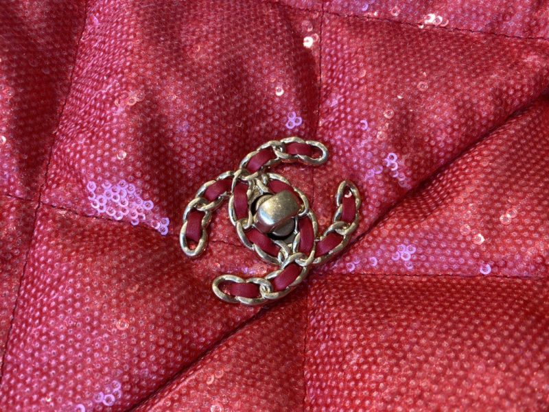 CHL 19 Flap Bag Gold Hardware Red For Women, Women’s Handbags, Shoulder Bags 10.2in/26cm AS1160 - Image 6