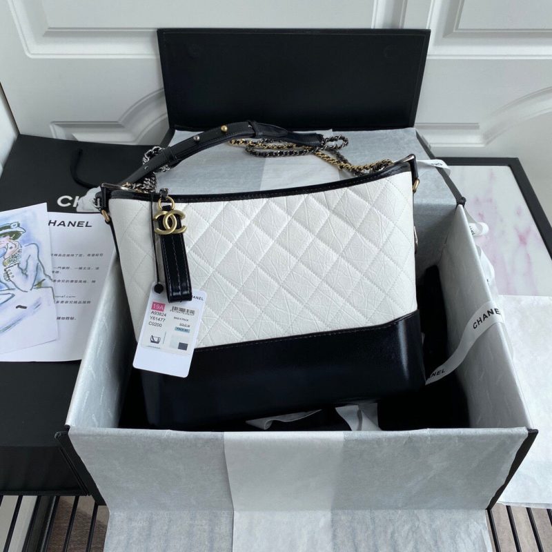 CHLGabrielle Hobo Handbag White/Black For Women, Women’s Bags, Shoulder And Crossbody Bags 9.8in/25cm A93824 Y61477 C0200