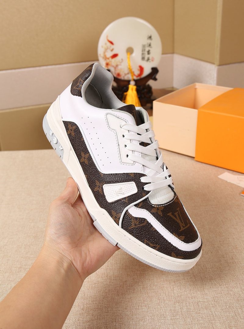LUV SurfaCN In CNnogram Sneaker - Image 3