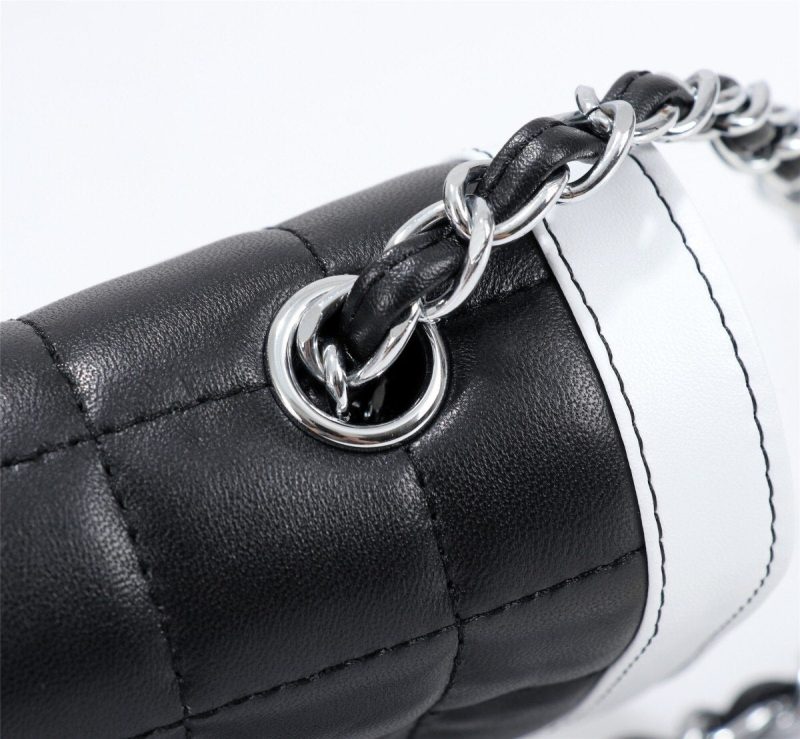 CHL 19 Handbag 7in/18cm Black/White For Women - Image 3