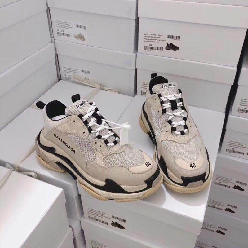 New Arrival Bla Sneaker 070 - Image 2
