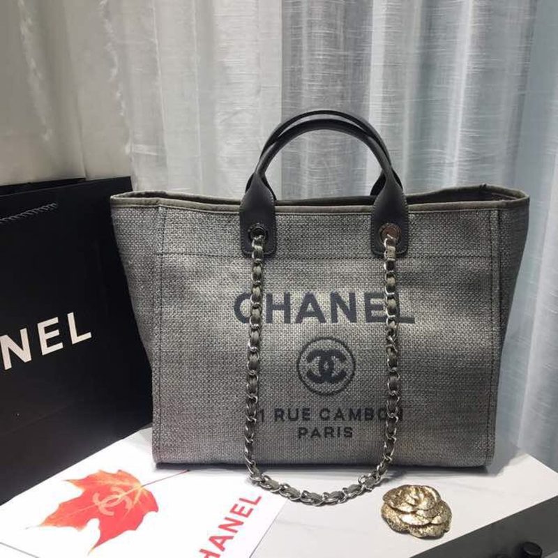 CHL Deauville Tote Tweed Canvas Bag Fall/Winter Collection, Light Grey/ Dark Grey For Women 15in/38cm - Image 2