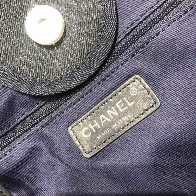 CHL Deauville Tote Canvas Bag Dark Blue Denim/White For Women 14.9in/38cm - Image 9