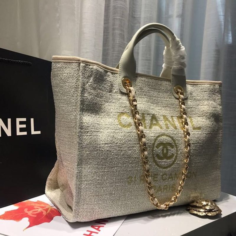 CHL Deauville Tote Tweed Canvas Bag Fall/Winter Collection, Beige/Cream/Gold/Multi For Women 15in/38cm - Image 6