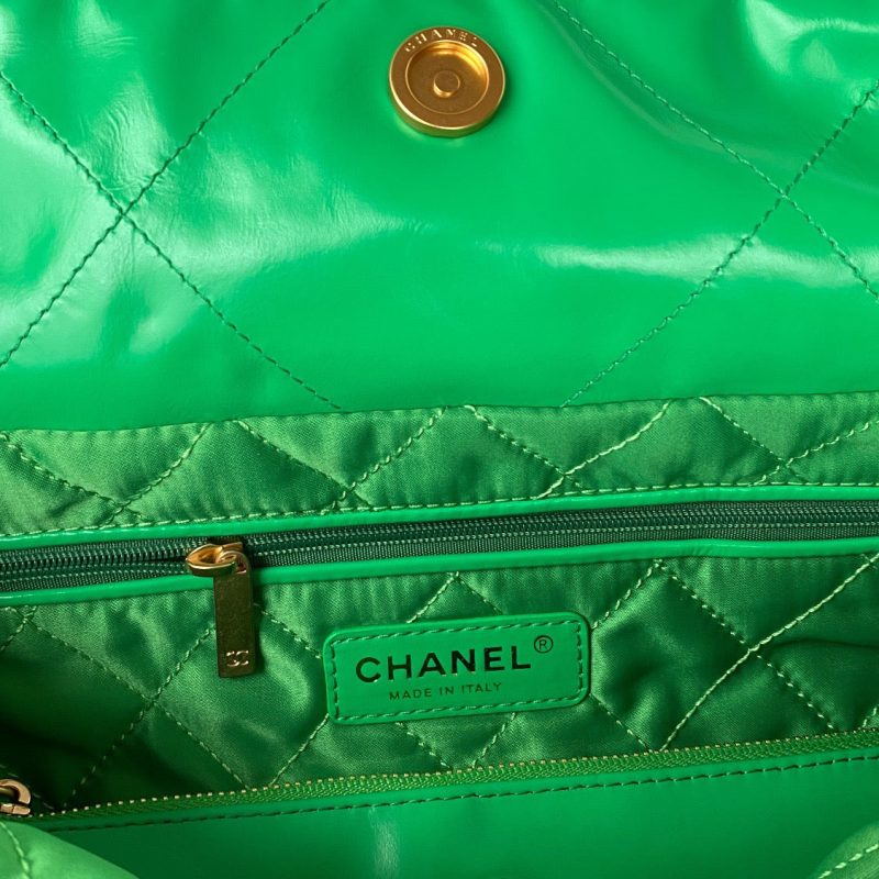 CHL 22 Handbag Gold Hardware Shiny Green For Women, Women’s Handbags, Shoulder Bags 16.5in/38cm AS3261 - Image 4